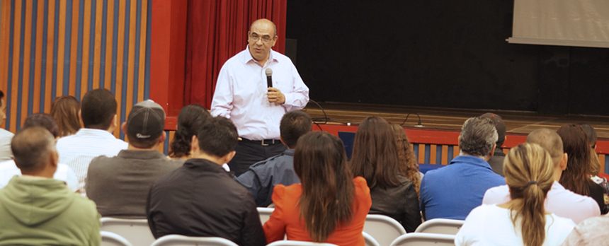 “Desafíos que enfrenta la familia de hoy”